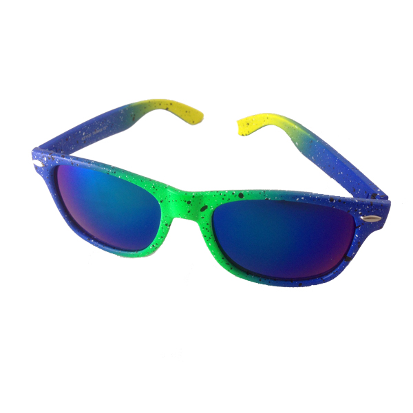 Wayfarer zonnebril in wilde neonkleuren.