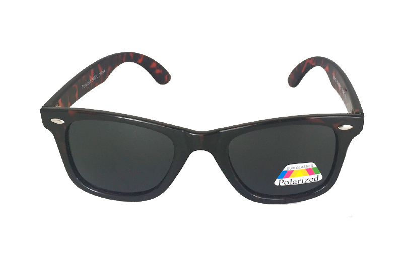 Polaroid Wayfarer zonnebril in donker rood / bruin 